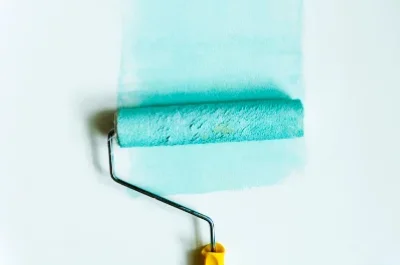Peinture intérieure à Surat — murs, plafonds et boiseries